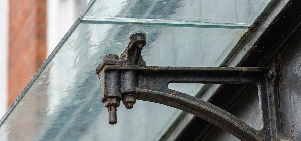 The Evolution of Glass Hardware in Modern Construction