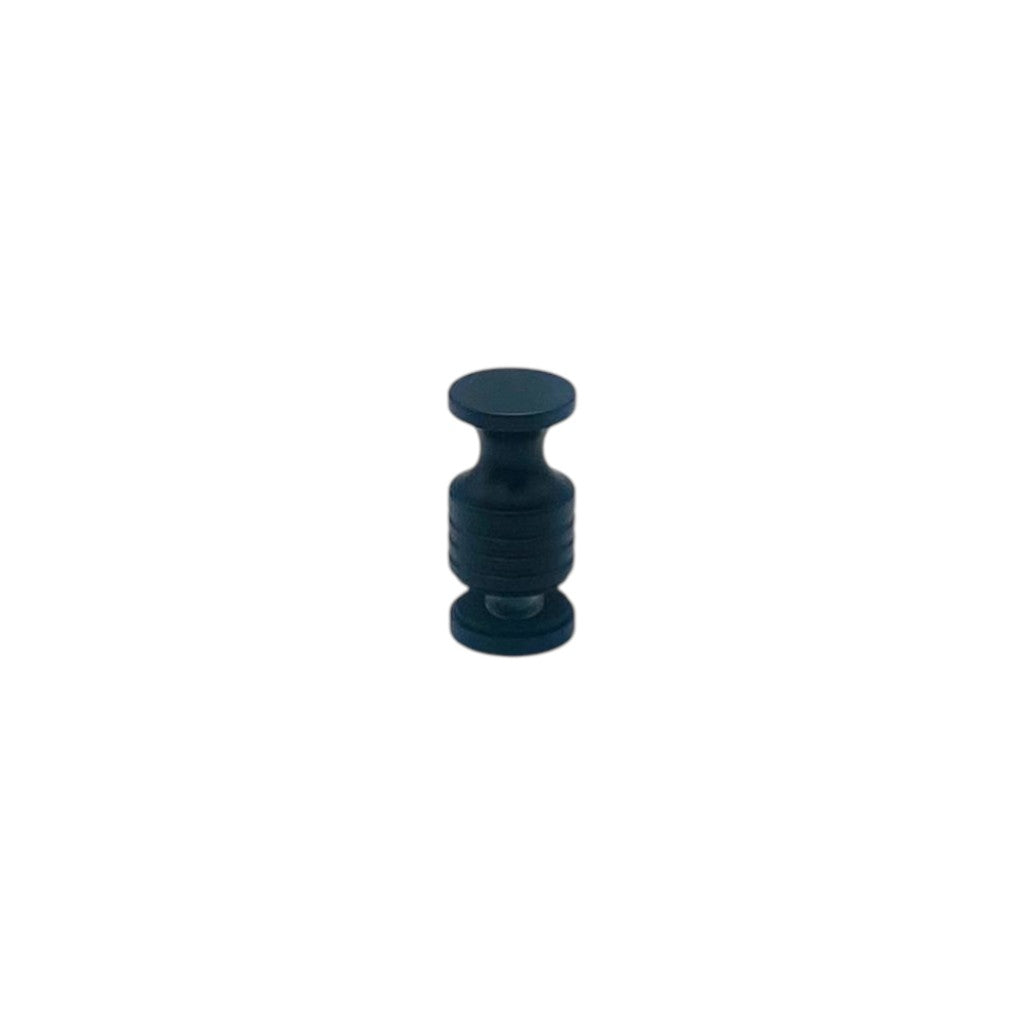 One-Sided Pull Knob